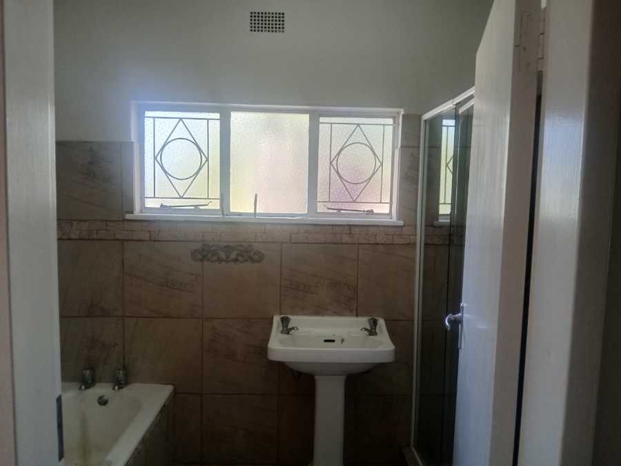  Bedroom Property for Sale in Hadison Park Northern Cape